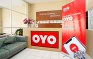 ล็อบบี้ 6 OYO 1169 Kupang Gunung Residence  Near RSU Katholik Surabaya Kota Surabaya