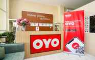 Sảnh chờ 5 OYO 1169 Kupang Gunung Residence  Near RSU Katholik Surabaya Kota Surabaya