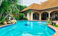 สระว่ายน้ำ 4 Sawasdee Villa Pattaya