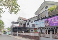 外観 2 OYO 1221 Exclusive 48 Syariah