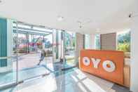 Lobby OYO Flagship 1170 The Habitat Karawaci Near RS Siloam Karawaci