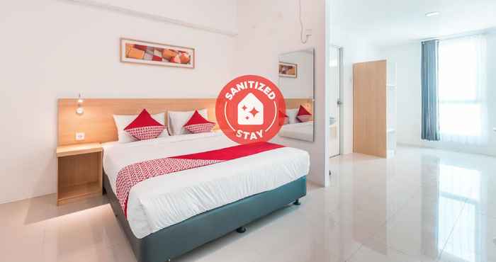 Bedroom OYO Flagship 1170 The Habitat Karawaci Near RS Siloam Karawaci