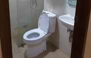 Toilet Kamar 6 Milan Residence Mangga Besar