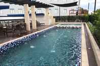 Swimming Pool Blue Lotus Hotel Davao 