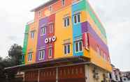 Bangunan 3 Super OYO 1052 Sentosa Jaya Guest House Syariah