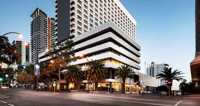 Bên ngoài Pan Pacific Perth