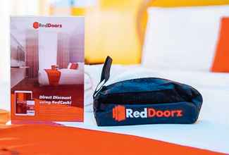 Kamar Tidur 4 RedDoorz @ Bel Air Soho Suites Makati