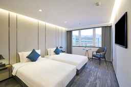 Hotel COZI - Oasis, SGD 147