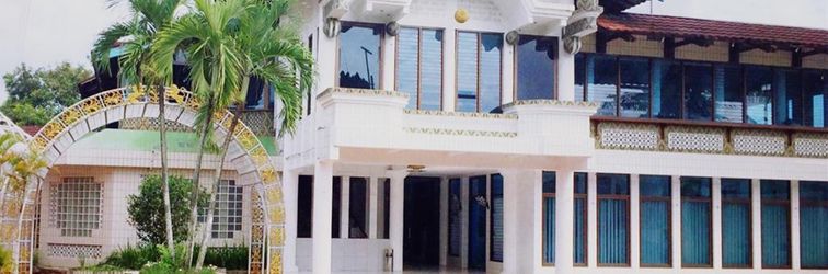 로비 Wisma Duta Berlian