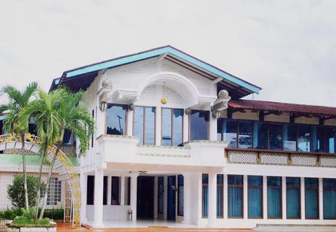 로비 Wisma Duta Berlian