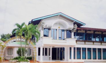 로비 Wisma Duta Berlian