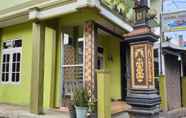 Sảnh chờ 2 Homestay Bougenville Dieng