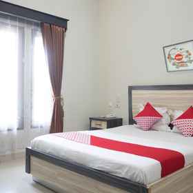 OYO 1283 Guest House Loemajan 1, Hotel Danau Teluk