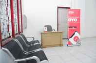 Lobi OYO 1284 Executive Residence