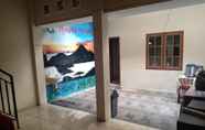 Common Space 6 Homestay Mawar Merah 1 Syariah