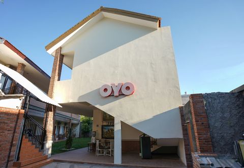 Exterior OYO 1018 Penginapan Darma Ii