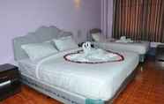 Kamar Tidur 3 Man Shwe Li Hotel