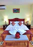 BEDROOM SIG Shwe Ingyinn Hotel