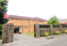 Bangunan 4 OYO 962 Family Homestay