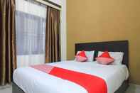 Kamar Tidur OYO 962 Family Homestay