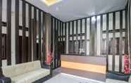 Lobi 7 OYO 962 Family Homestay