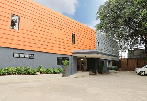 외관 88 Airport Lounge