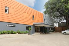 외관 88 Airport Lounge