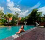 Swimming Pool 4 Utamas Keramas Bali