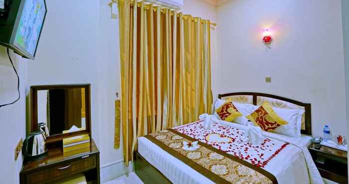 Bedroom Hotel Shwe Phyo