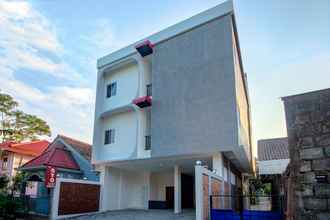 Luar Bangunan 4 SUPER OYO 1319 88 Exclusive Guesthouse