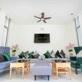 The Aristo Seaview Patong 1, プーケットホテル