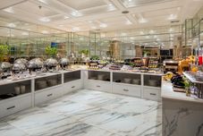 레스토랑 May De Ville Legend Hotel & Spa