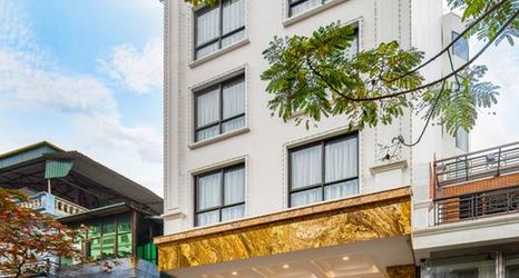 외관 2 May De Ville Legend Hotel & Spa