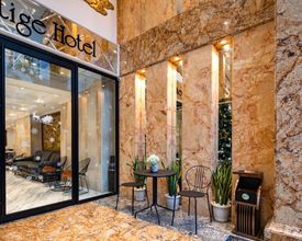 외관 4 May De Ville Legend Hotel & Spa