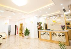 Sảnh chờ 3 Sunderland Halong Hotel