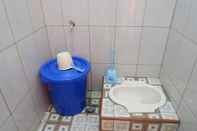 Toilet Kamar Ajeng Kost