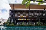 Luar Bangunan Blue Lagoon Hotel