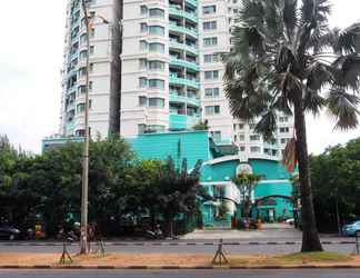 Exterior 2 2BR Puri Kemayoran Apartment Jakarta 85m2 WIFI  by Imelda