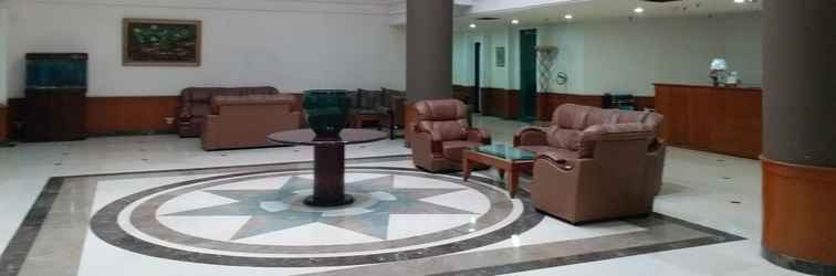 Lobby 2BR Puri Kemayoran Apartment Jakarta 85m2 WIFI  by Imelda