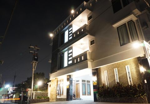 外観 Aparkost Putri Elsha