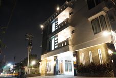 外観 Aparkost Putri Elsha