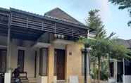 Exterior 2 3 Bedroom at Khalla Royal Homestay