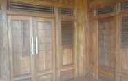 Phòng ngủ 7 Rumah Kayu Sumberrejo