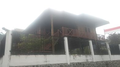 Luar Bangunan 4 Rumah Kayu Sumberrejo