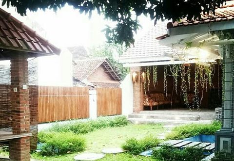 外部的 Nakula's Guest House