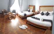Bedroom 2 Amayar Nadi Hotel