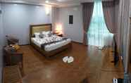 Bedroom 6 Amayar Nadi Hotel