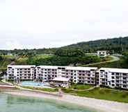 Bangunan 2 Holiday Oceanview Residences and Resort