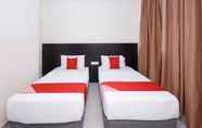 Kamar Tidur 7 Super OYO 1148 Kenyalang Suite