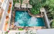 Swimming Pool 4 Grand Sunset Angkor Hotel